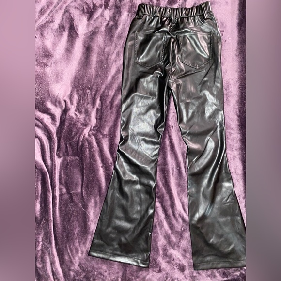 Faux leather pants - Picture 3 of 4